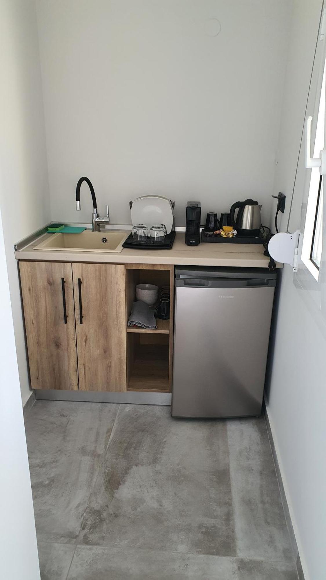 Eleonas Suites Sarti Bagian luar foto