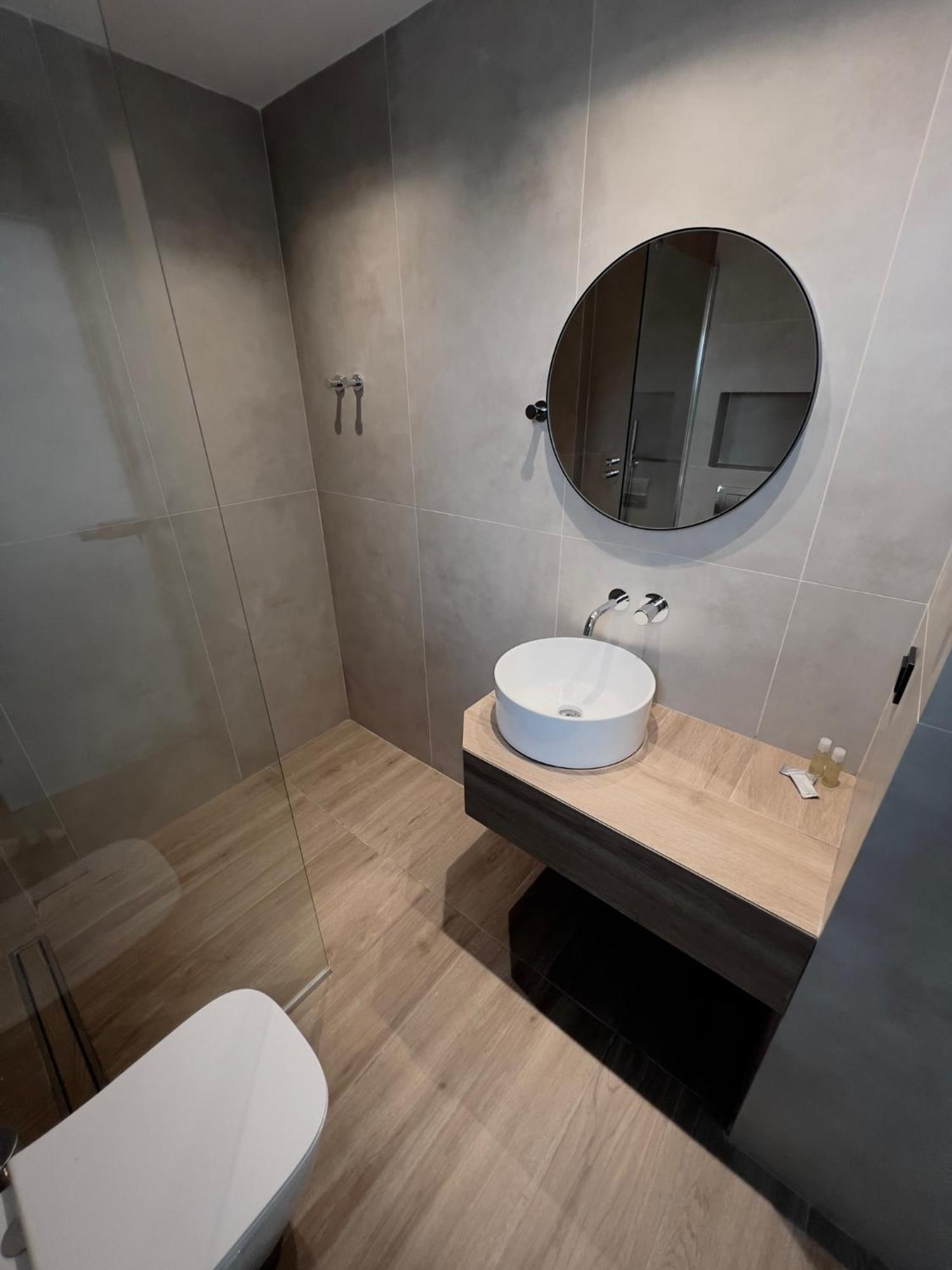 Eleonas Suites Sarti Bagian luar foto
